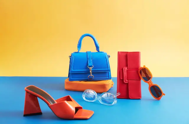 accessories for apricot